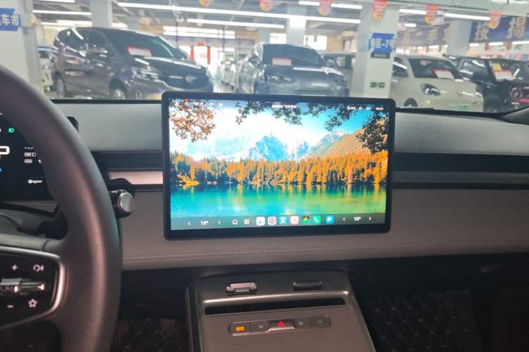 Used Roewe D6 2025 520km Smart Enjoyment Version Audio And AC Panel