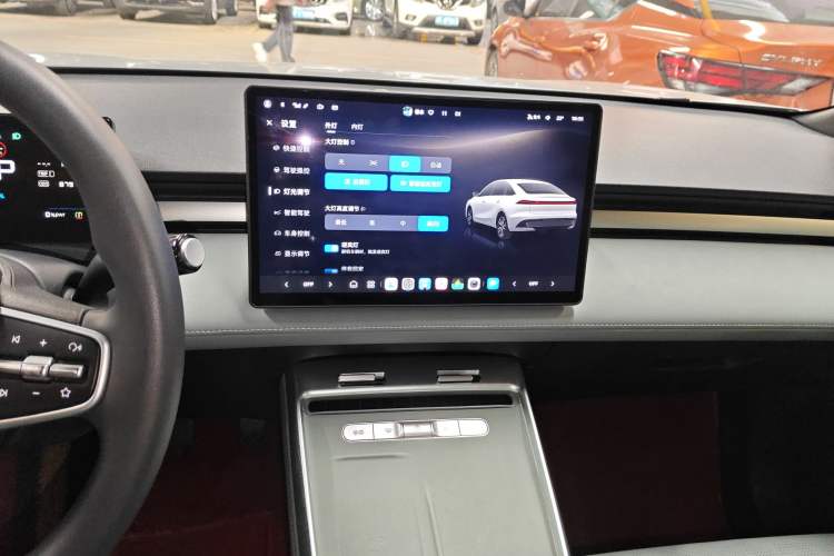 Used Roewe D6 2025 520km Smart Enjoyment Version Audio And AC Panel