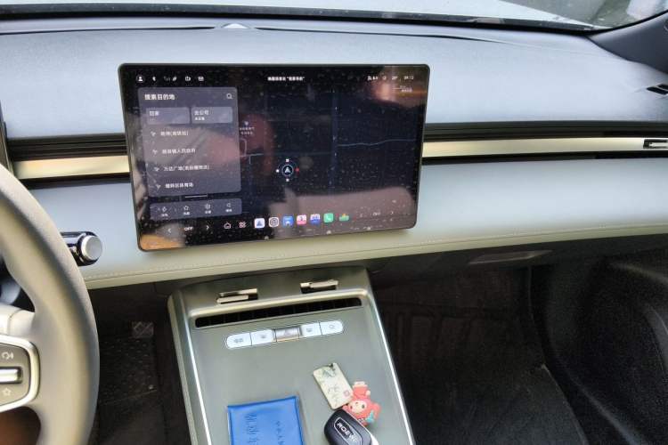 Used Roewe D6 2025 450km Deluxe Edition Audio And AC Panel