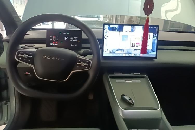 Used Roewe D6 2025 450km Deluxe Edition Center Console