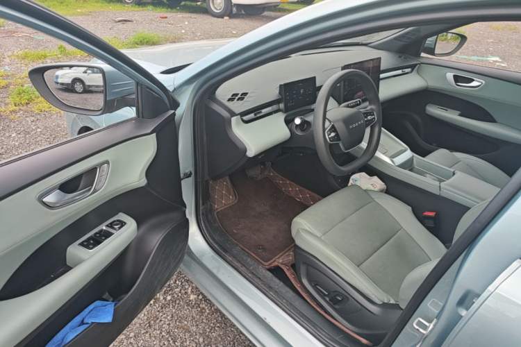 Used Roewe D6 2025 520km Smart Enjoyment Version Driver Seat