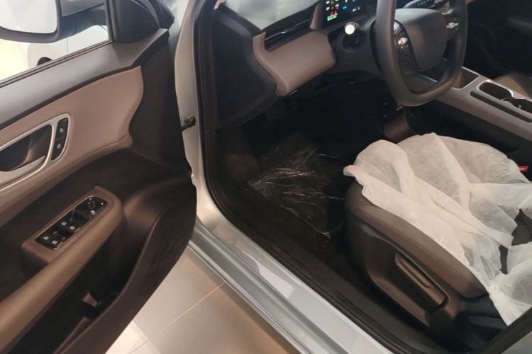 Used Roewe D6 2025 450 km Premium Edition Driver Seat