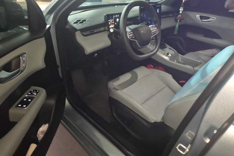 Used Roewe D6 2025 520km Smart Enjoyment Version Driver Seat
