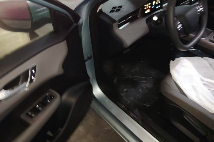 Used Roewe D6 2025 450 km Premium Edition Driver Seat