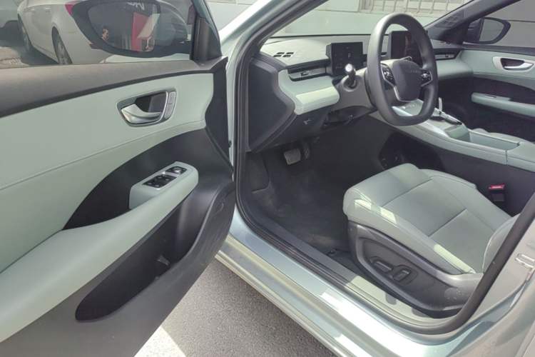 Used Roewe D6 2025 520km Smart Enjoyment Version Driver Seat