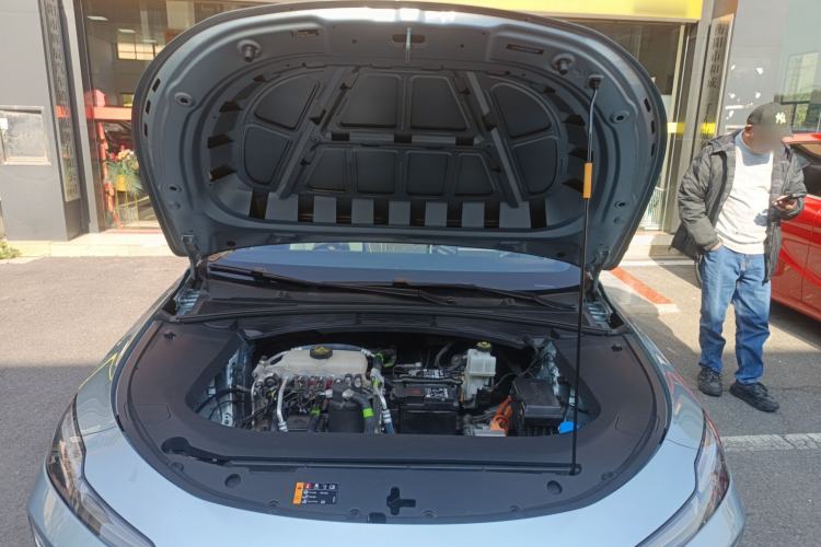 Used Roewe D6 2025 520km Smart Enjoyment Version Engine Bay