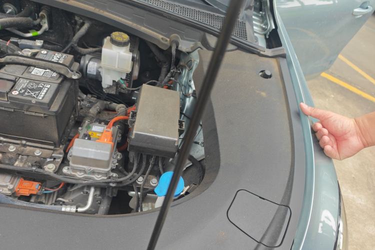 Used Roewe D6 2025 450km Deluxe Edition Engine Bay Left