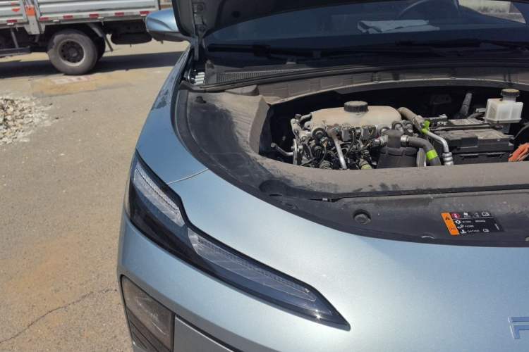 Used Roewe D6 2025 520km Smart Enjoyment Version Engine Bay Right