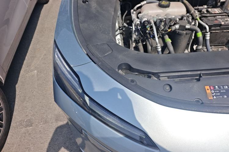 Used Roewe D6 2025 520km Smart Enjoyment Version Engine Bay Right