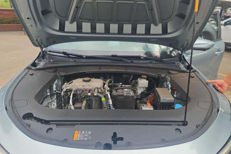 Used Roewe D6 2025 450km Deluxe Edition Engine Bay
