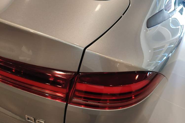 Used Roewe D6 2025 450 km Premium Edition Exterior 3