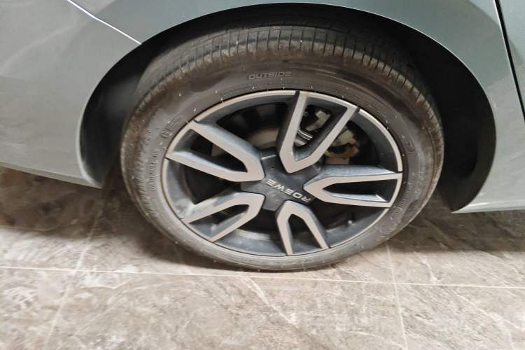 Used Roewe D6 2025 520km Smart Enjoyment Version Exterior 8