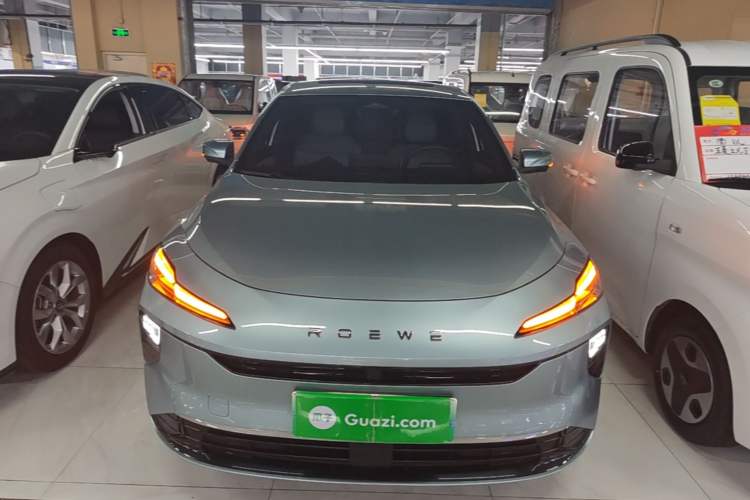 Used Roewe D6 2025 520km Smart Enjoyment Version Front