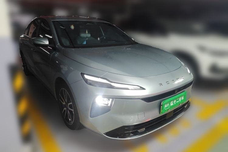 Used Roewe D6 2025 520km Smart Enjoyment Version Front Right 45 Deg