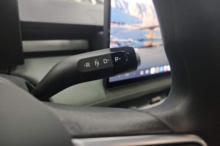 Used Roewe D6 2025 520km Smart Enjoyment Version Gear Lever