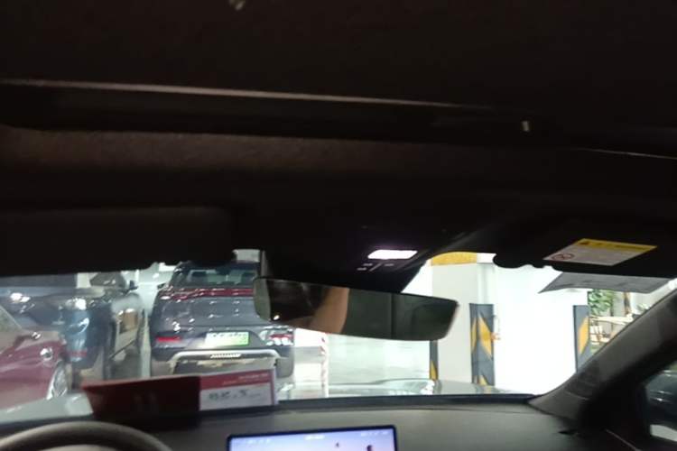Used Roewe D6 2025 520km Smart Enjoyment Version Headliner