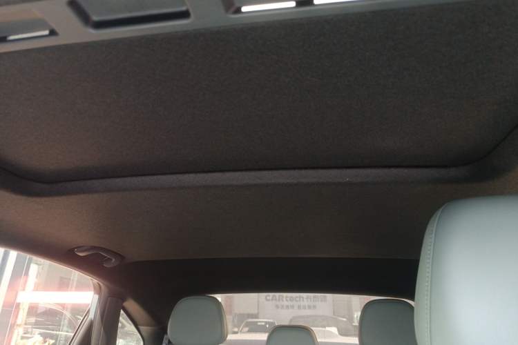 Used Roewe D6 2025 520km Smart Enjoyment Version Headliner