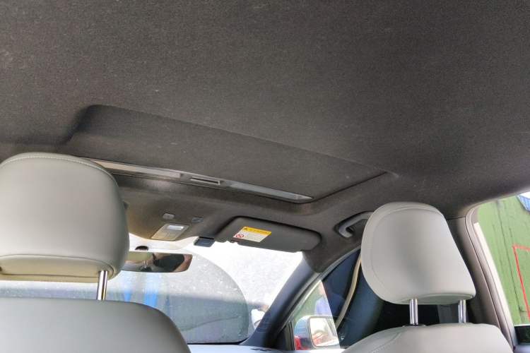 Used Roewe D6 2025 450km Deluxe Edition Headliner