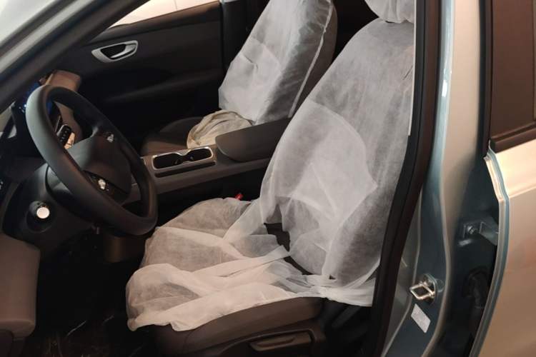 Used Roewe D6 2025 450 km Premium Edition Left Front Seat