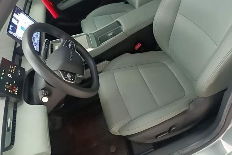 Used Roewe D6 2025 450km Deluxe Edition Left Front Seat