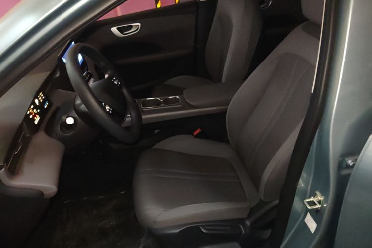 Used Roewe D6 2025 450 km Premium Edition Left Front Seat