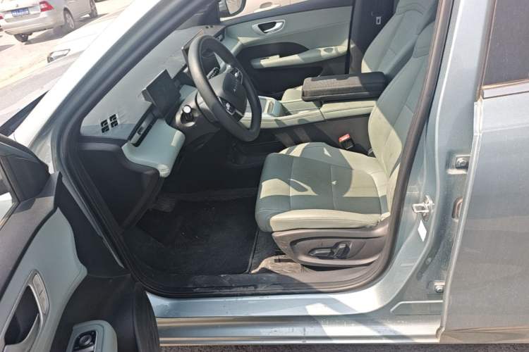 Used Roewe D6 2025 520km Smart Enjoyment Version Left Front Seat