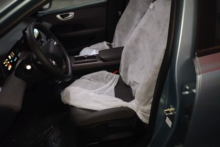 Used Roewe D6 2025 450 km Premium Edition Left Front Seat