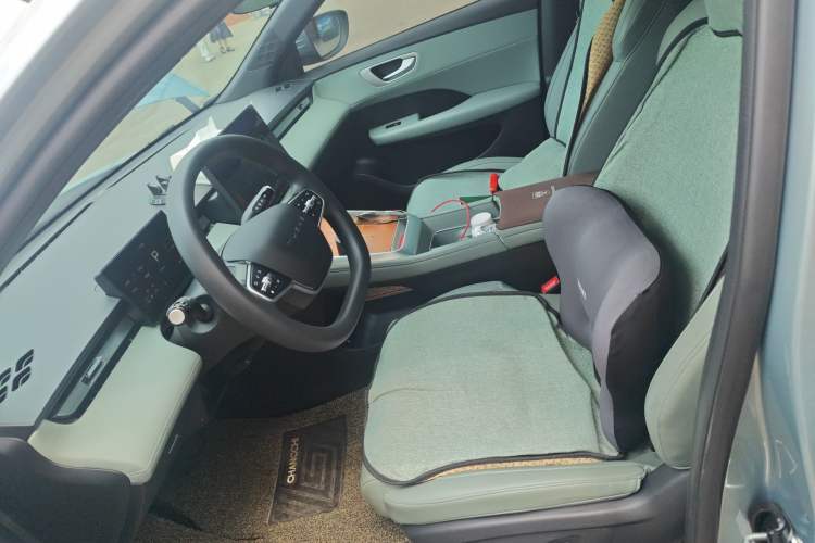 Used Roewe D6 2025 450km Deluxe Edition Left Front Seat