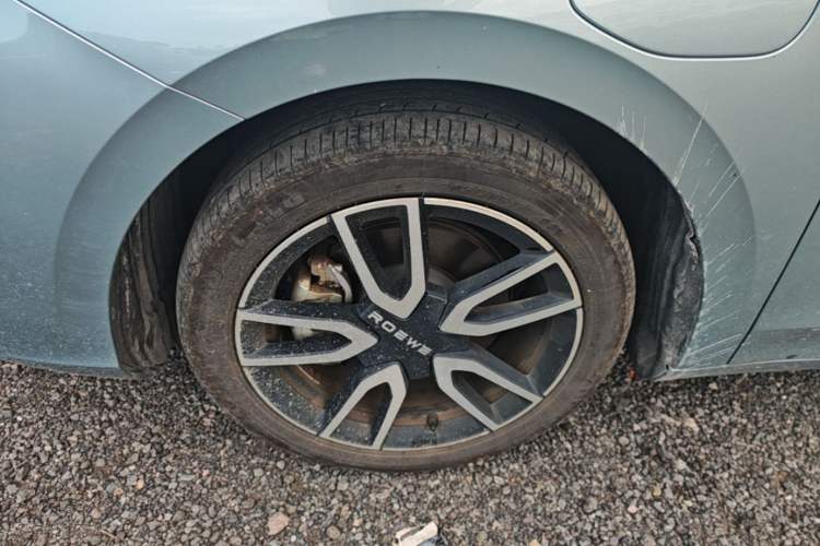 Used Roewe D6 2025 520km Smart Enjoyment Version Left Front Wheel Hub