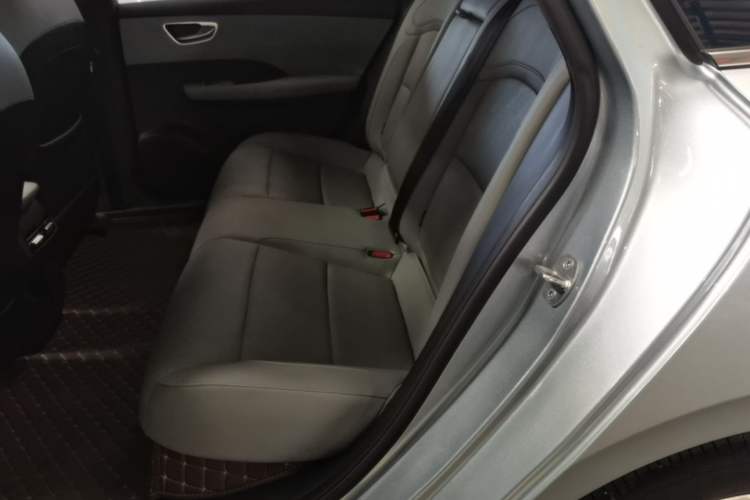 Used Roewe D6 2025 520km Smart Enjoyment Version Left Rear Seat