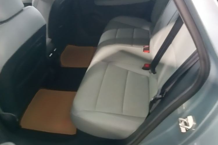 Used Roewe D6 2025 520km Smart Enjoyment Version Left Rear Seat