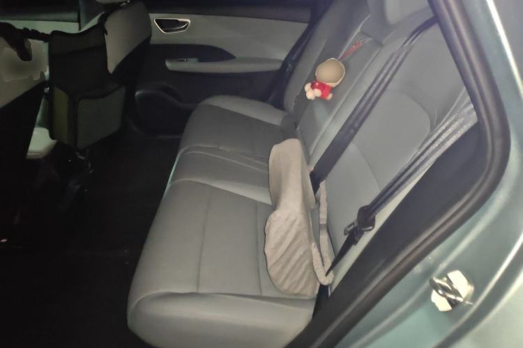 Used Roewe D6 2025 520km Smart Enjoyment Version Left Rear Seat