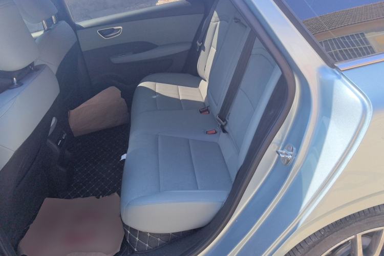 Used Roewe D6 2025 520km Smart Enjoyment Version Left Rear Seat
