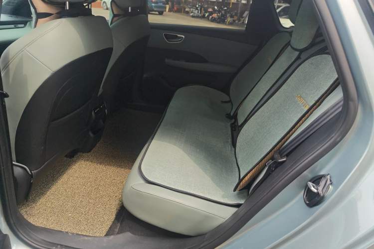 Used Roewe D6 2025 450km Deluxe Edition Left Rear Seat