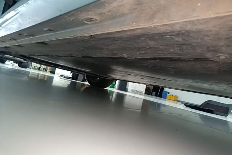 Used Roewe D6 2025 450km Deluxe Edition Left Side Sill