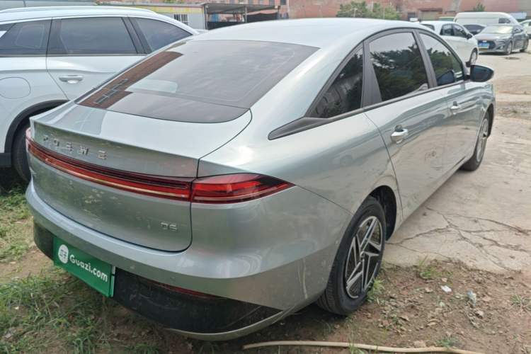 Used Roewe D6 2025 450 km Premium Edition Rear Right 45 Deg