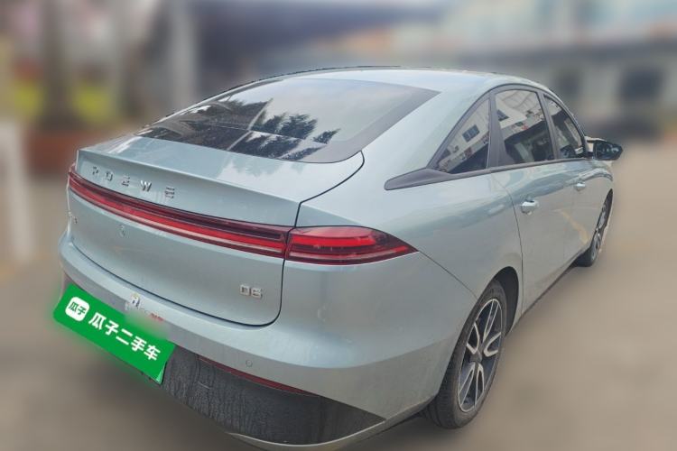 Used Roewe D6 2025 450km Deluxe Edition Rear Right 45 Deg