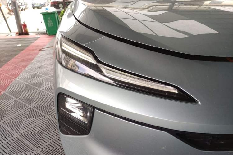 Used Roewe D6 2025 520km Smart Enjoyment Version Right Front Headlight