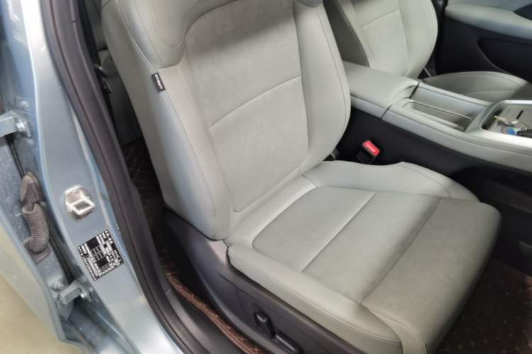 Used Roewe D6 2025 520km Smart Enjoyment Version Right Front Seat