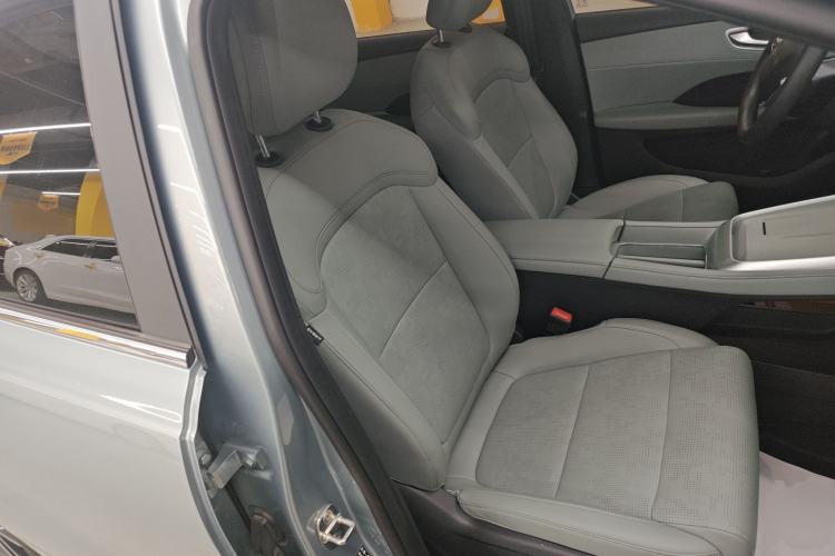 Used Roewe D6 2025 520km Smart Enjoyment Version Right Front Seat