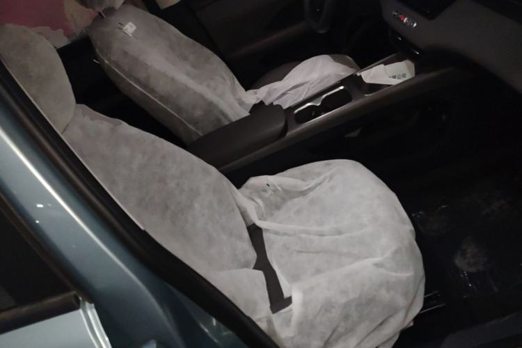 Used Roewe D6 2025 450 km Premium Edition Right Front Seat