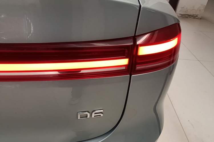 Used Roewe D6 2025 450km Deluxe Edition Right Rear Taillight