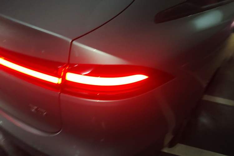 Used Roewe D6 2025 450 km Premium Edition Right Rear Taillight