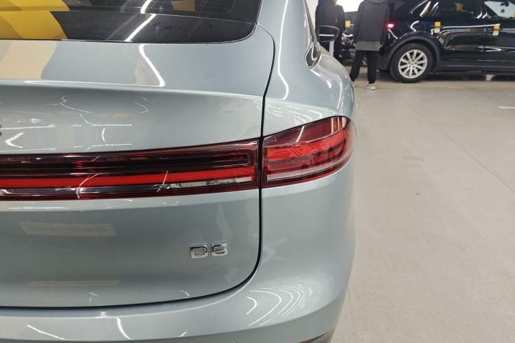 Used Roewe D6 2025 520km Smart Enjoyment Version Right Rear Taillight