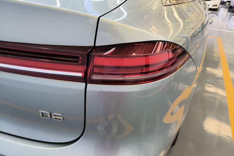 Used Roewe D6 2025 520km Smart Enjoyment Version Right Rear Taillight