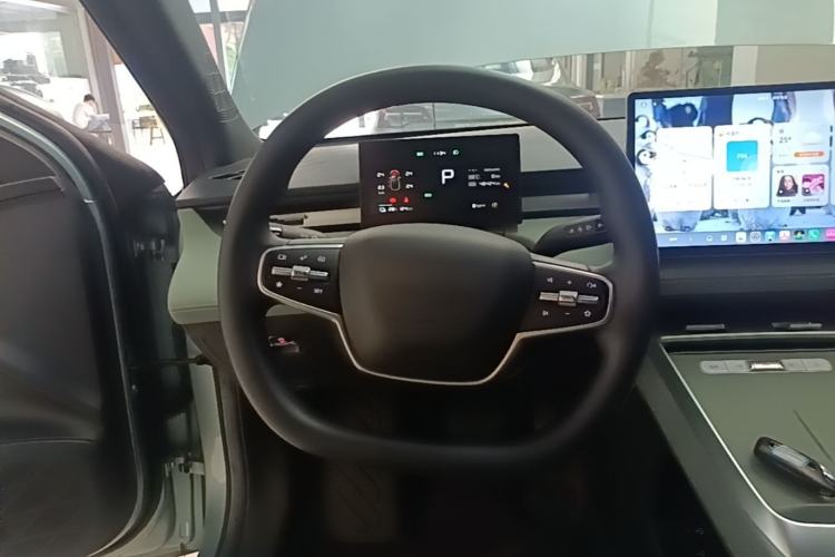 Used Roewe D6 2025 450km Deluxe Edition Steering Wheel