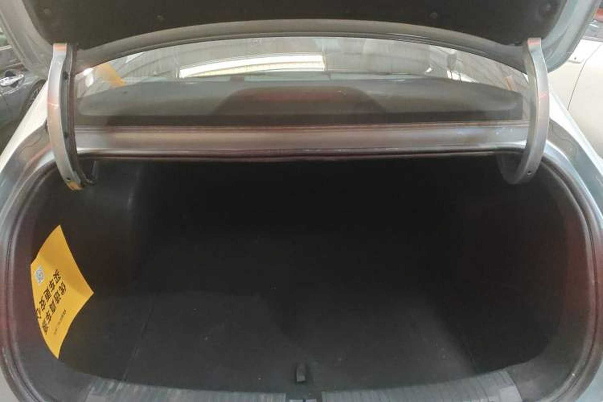 Used Roewe D6 2025 520km Smart Enjoyment Version Trunk