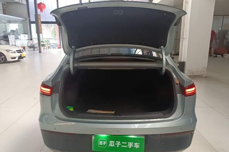 Used Roewe D6 2025 450km Deluxe Edition Trunk