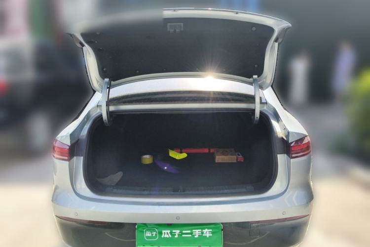 Used Roewe D6 2025 450km Deluxe Edition Trunk