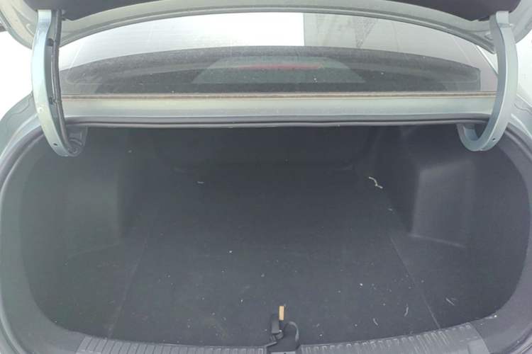 Used Roewe D6 2025 520km Smart Enjoyment Version Trunk